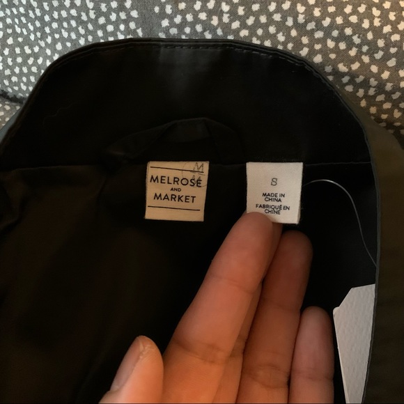 Black Jacket - Picture 6 of 10